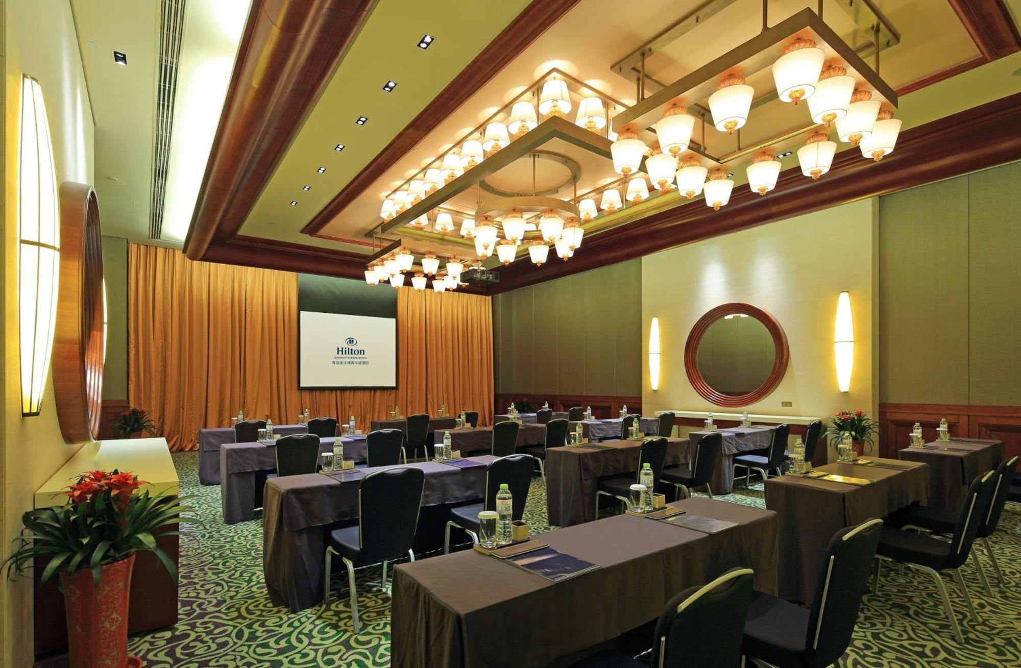 Hilton Qingdao Golden Beach - Beer Halls Exterior foto